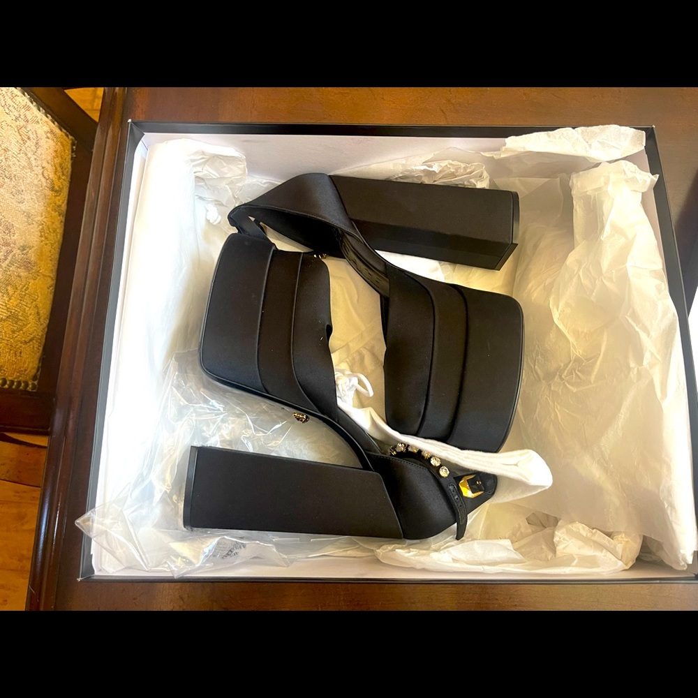Versace pumps